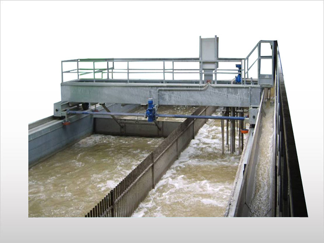 Travelling Bridges for Grease and Grit Removal PVD